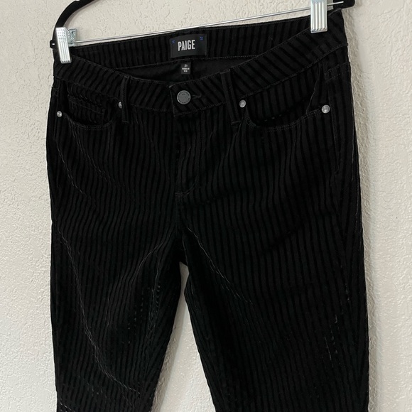 PAIGE Woman’s Verdugo Ultra Skinny Jeans with Velvet Stripping 🌟 - Picture 4 of 10
